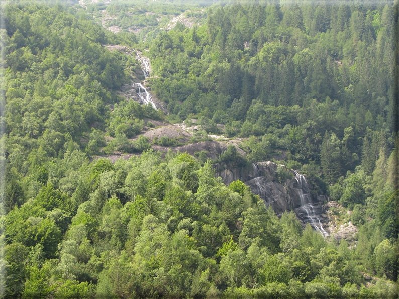 foto Cascate in Val Genova